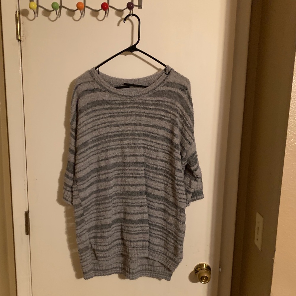 Rubbishy grey sweater